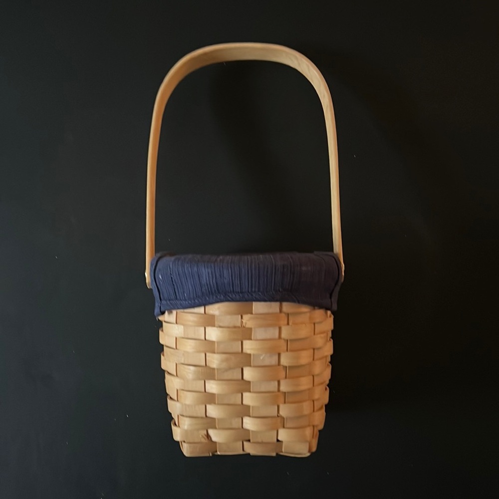Taskets basket renaissance collection. Vintage